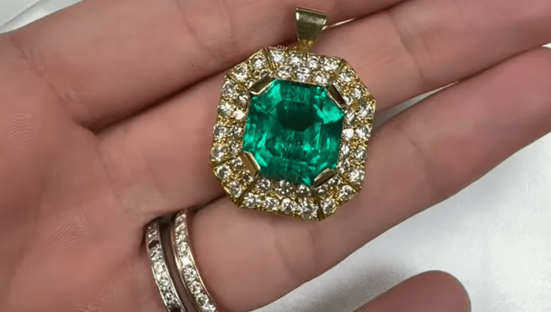 What Makes Emerald Jewelry a Treasured Heirloom- jewerly store metairie